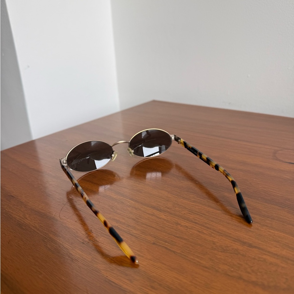 Vintage Gucci Tortoiseshell Sunglasses - Picture 4 of 7